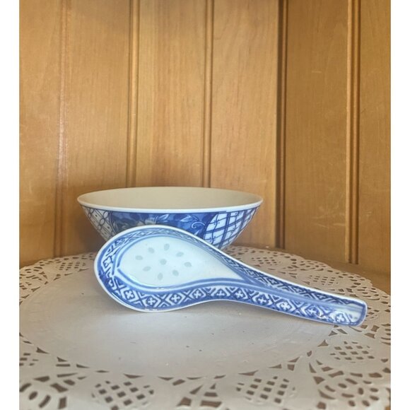 Vintage Japanese Porcelain Arita Ware Blue White Floral Bowl Spoon Set Asian - Picture 5 of 6